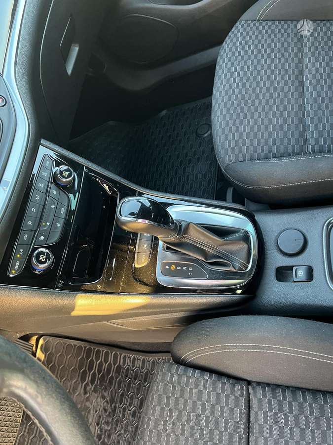 Opel Astra, 1.6 l., Седан