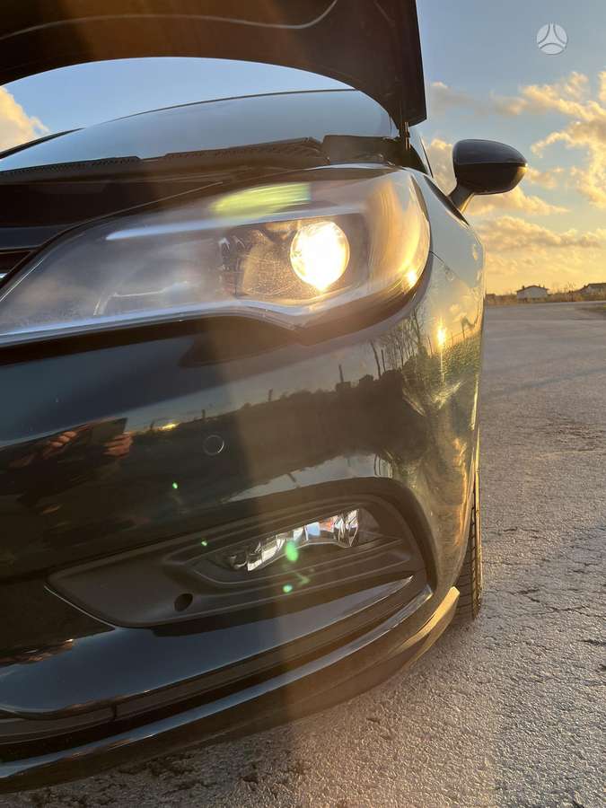 Opel Astra, 1.6 l., Седан