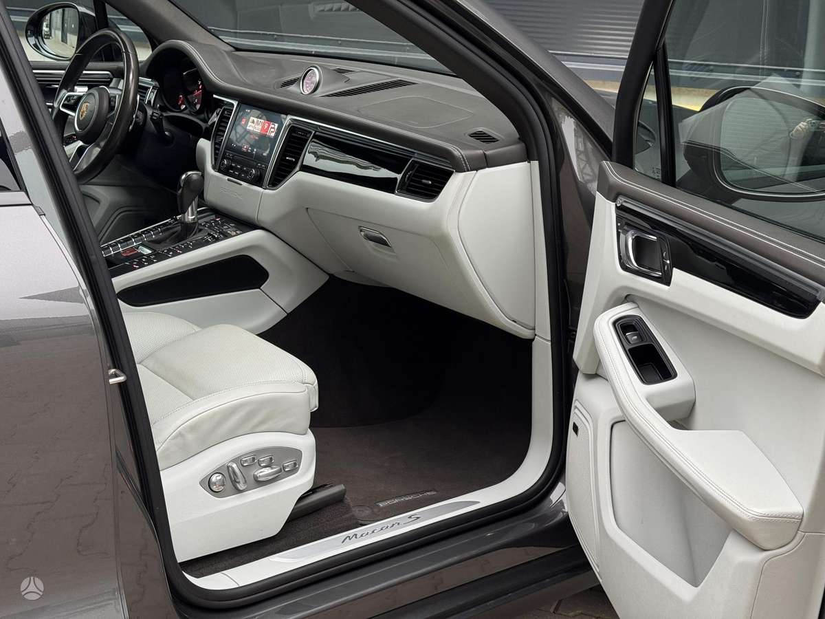 Porsche Macan, 3.0 l., Внедорожник / Кроссовер
