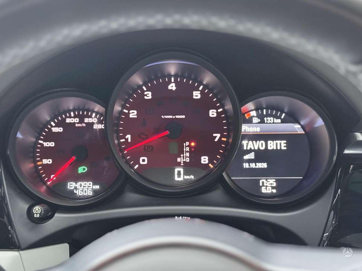 Porsche Macan, 3.0 l., Внедорожник / Кроссовер