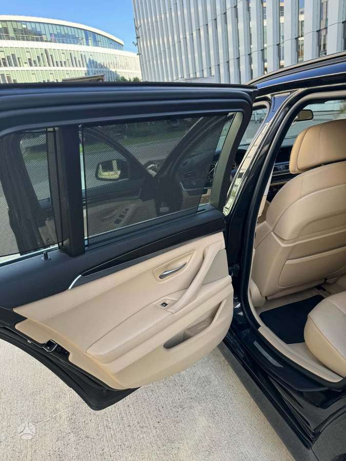 BMW 530, 3.0 l., wagon