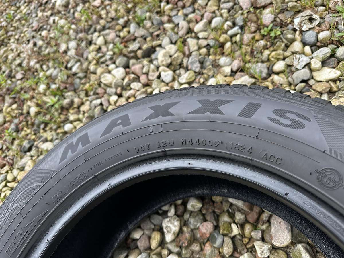 Maxxis Premitra, universalios 215/60 R16