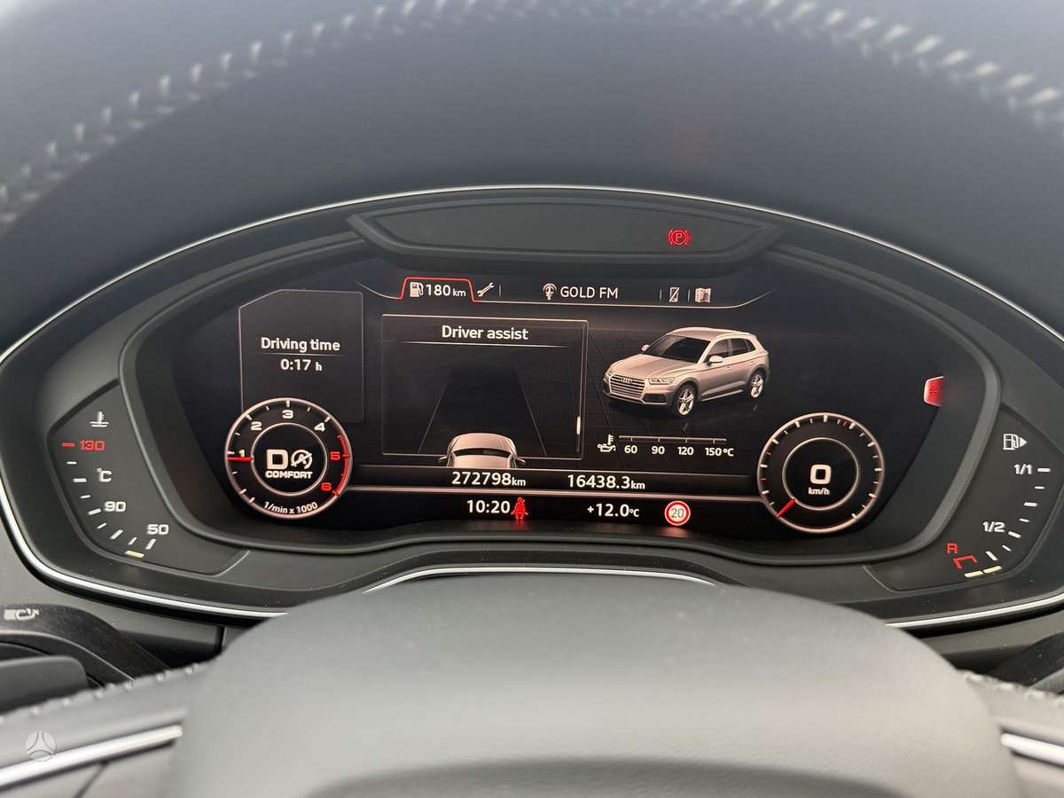 Audi Q5, 2.0 l., off-road / crossover