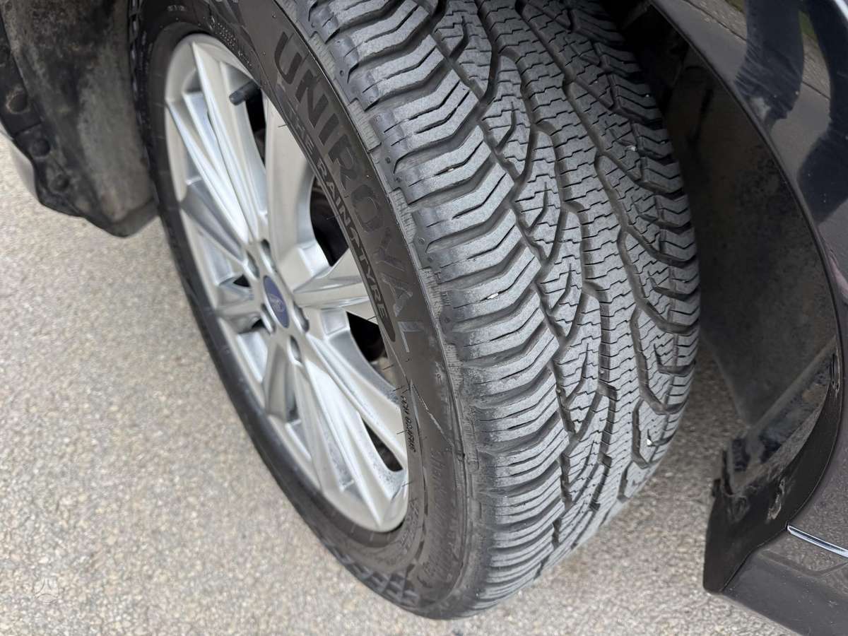 Ford Kuga, 2.0 l., off-road / crossover