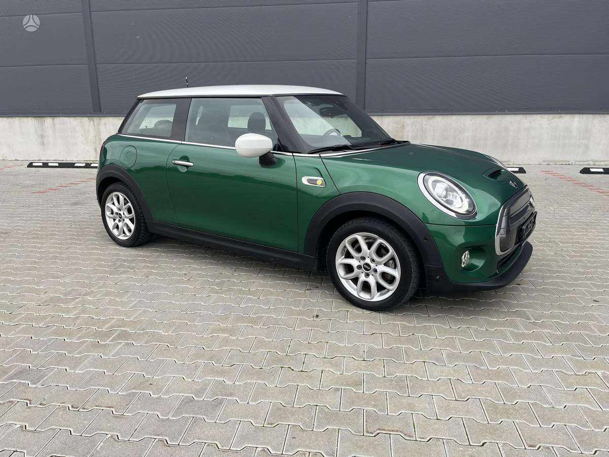 Mini Cooper SE, hečbekas
