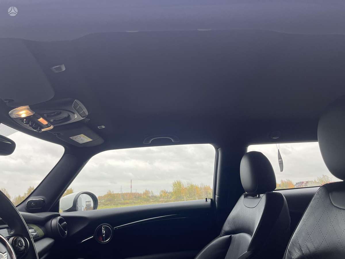 Mini Cooper SE, hečbekas