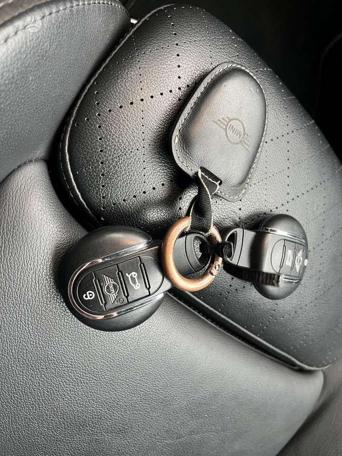Mini Cooper SE, hečbekas