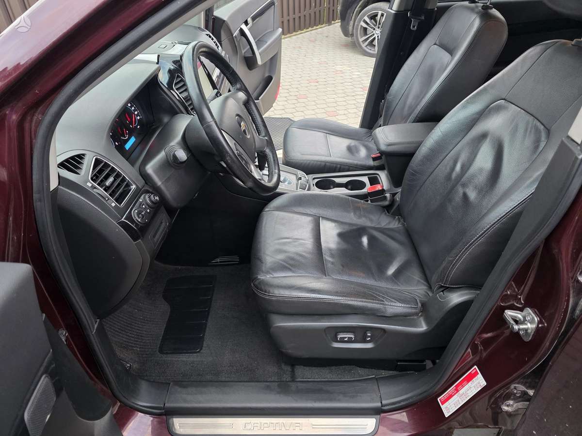 Chevrolet Captiva 2013 — photo 17