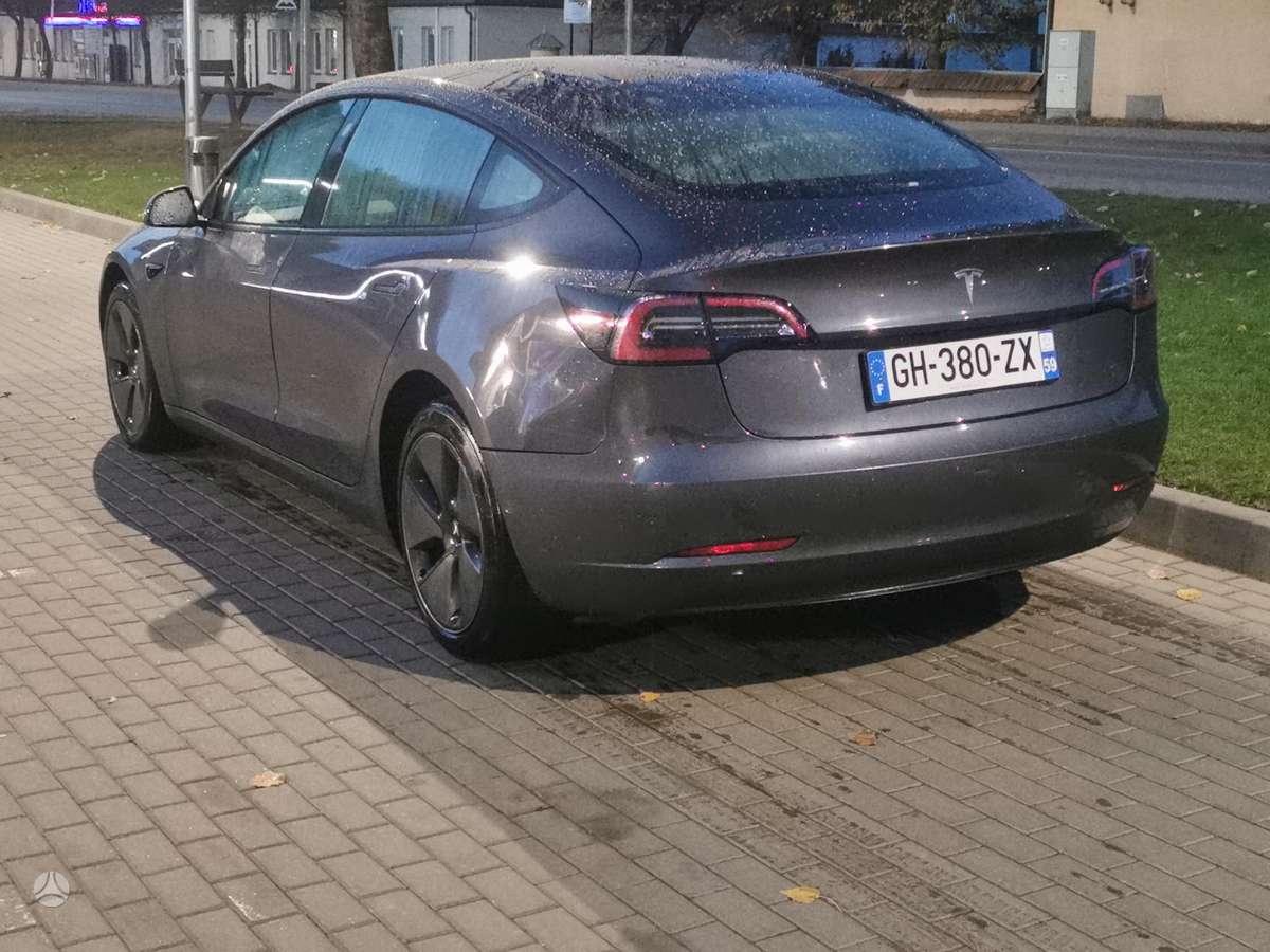 Tesla Model 3, 60 кВт·ч, Хэтчбек