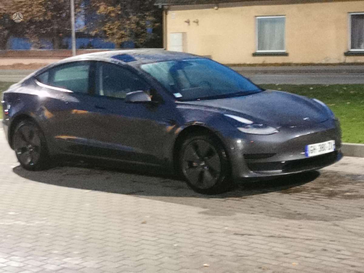 Tesla Model 3, 60 кВт·ч, Хэтчбек