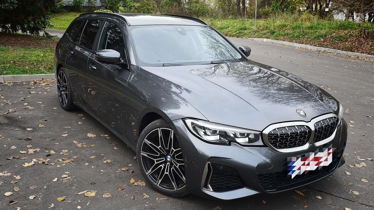 BMW 320, Универсал