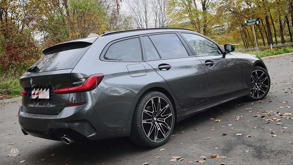 BMW 320, Универсал