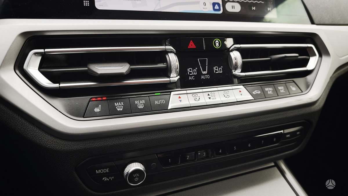 BMW 320, Универсал