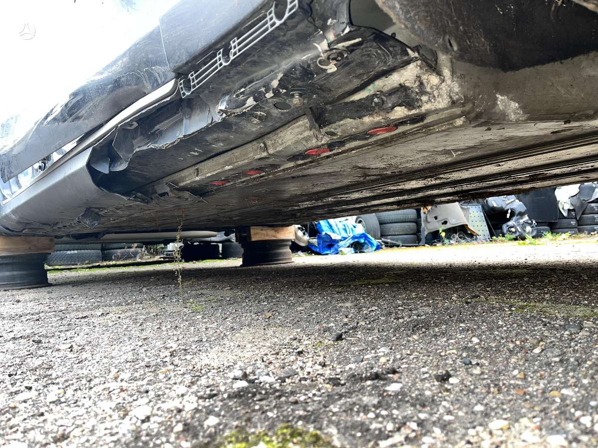 Tesla Model S, 85 кВт·ч, Хэтчбек