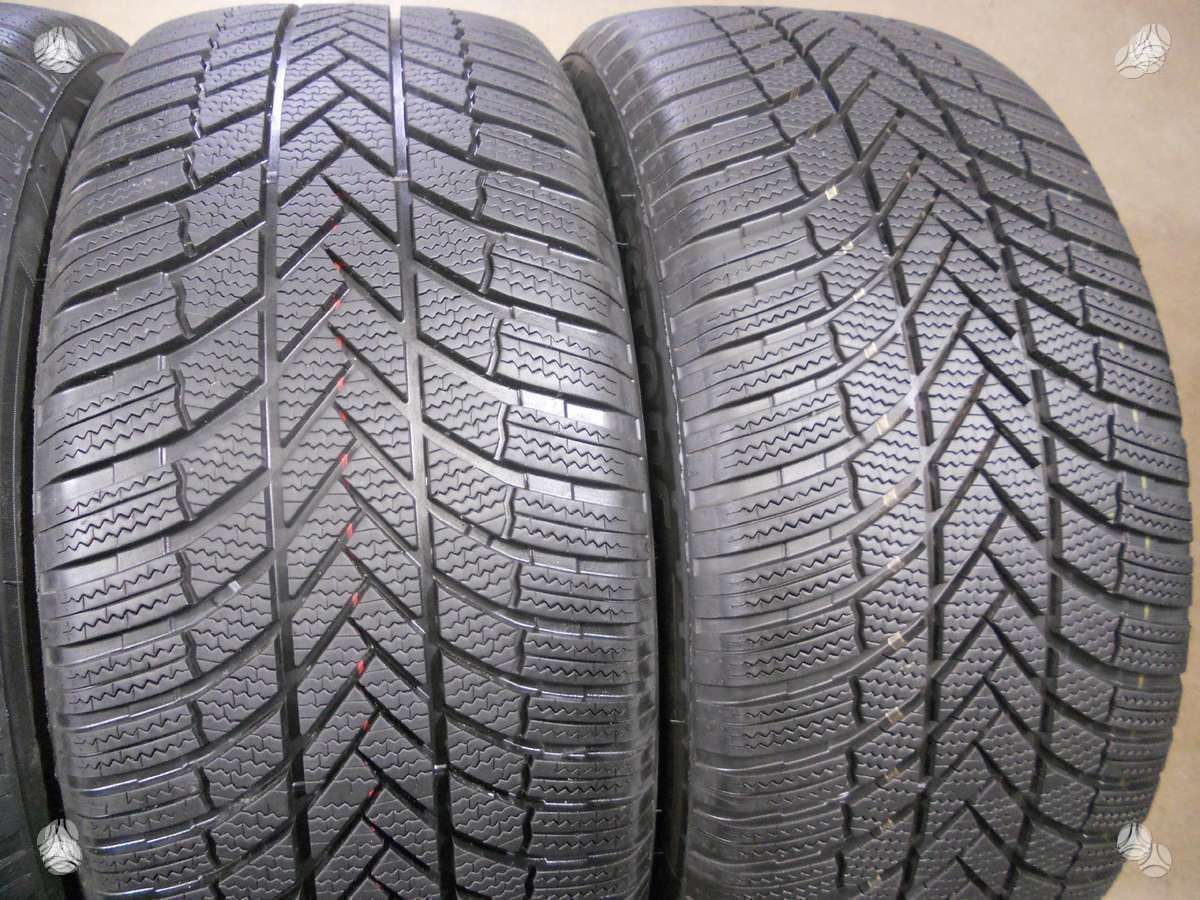Bridgestone 2024m Blizzak LM005., universalios 285/40 R22