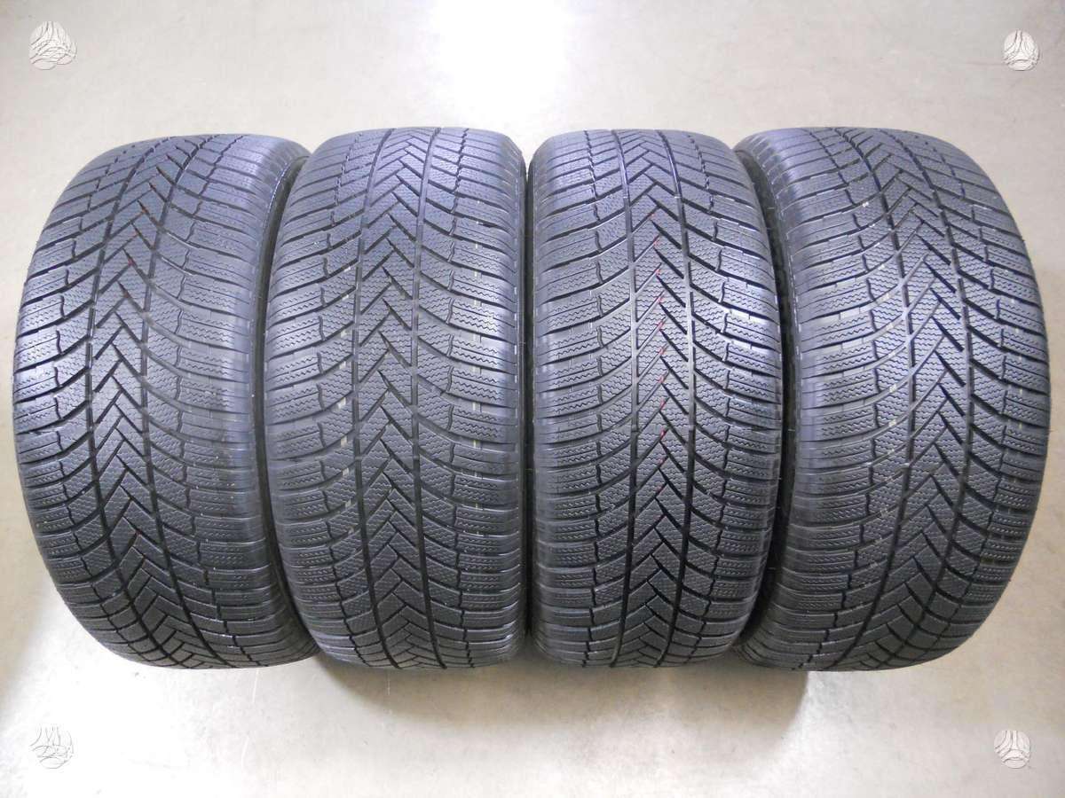 Bridgestone 2024m Blizzak LM005., всесезонные 285/40 R22