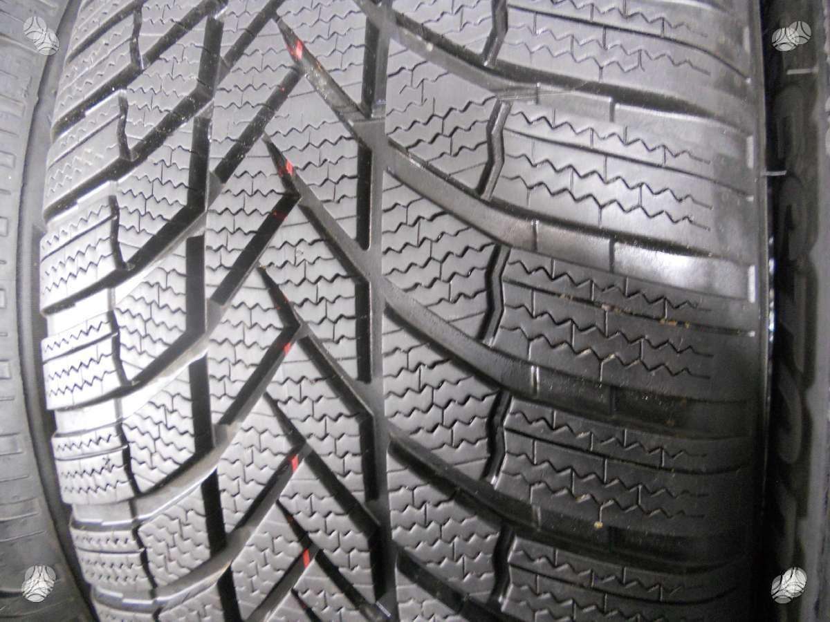 Bridgestone 2024m Blizzak LM005., всесезонные 285/40 R22
