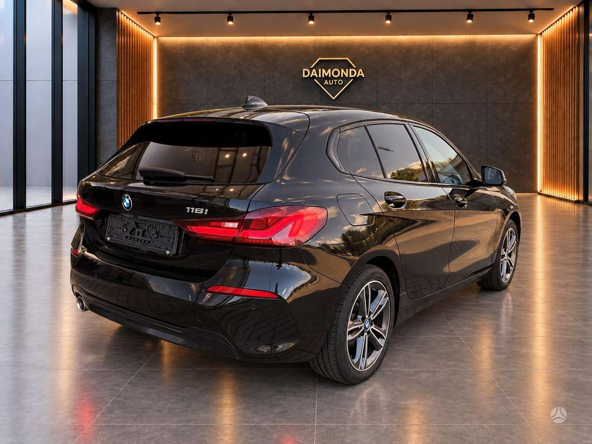 BMW 116, 1.5 l., hatchback
