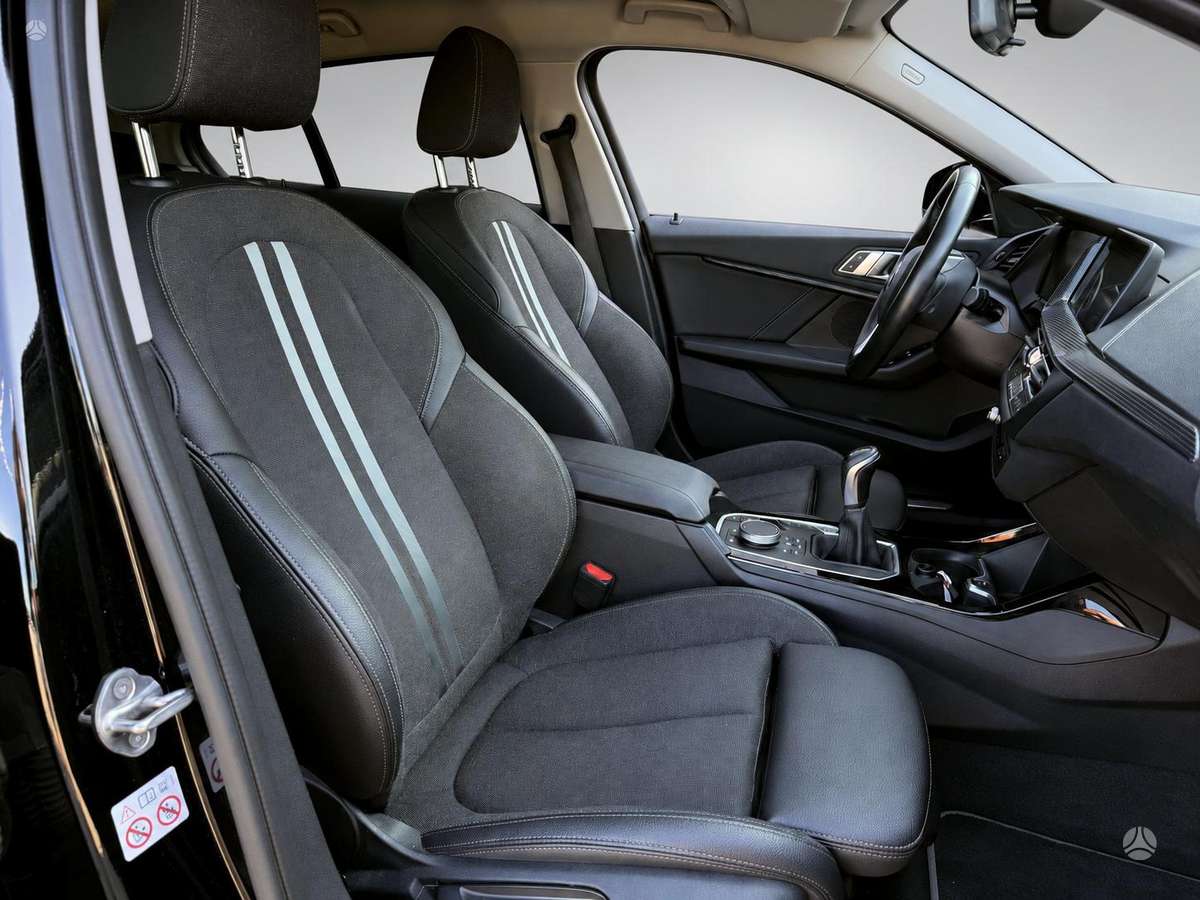 BMW 116, 1.5 l., hatchback