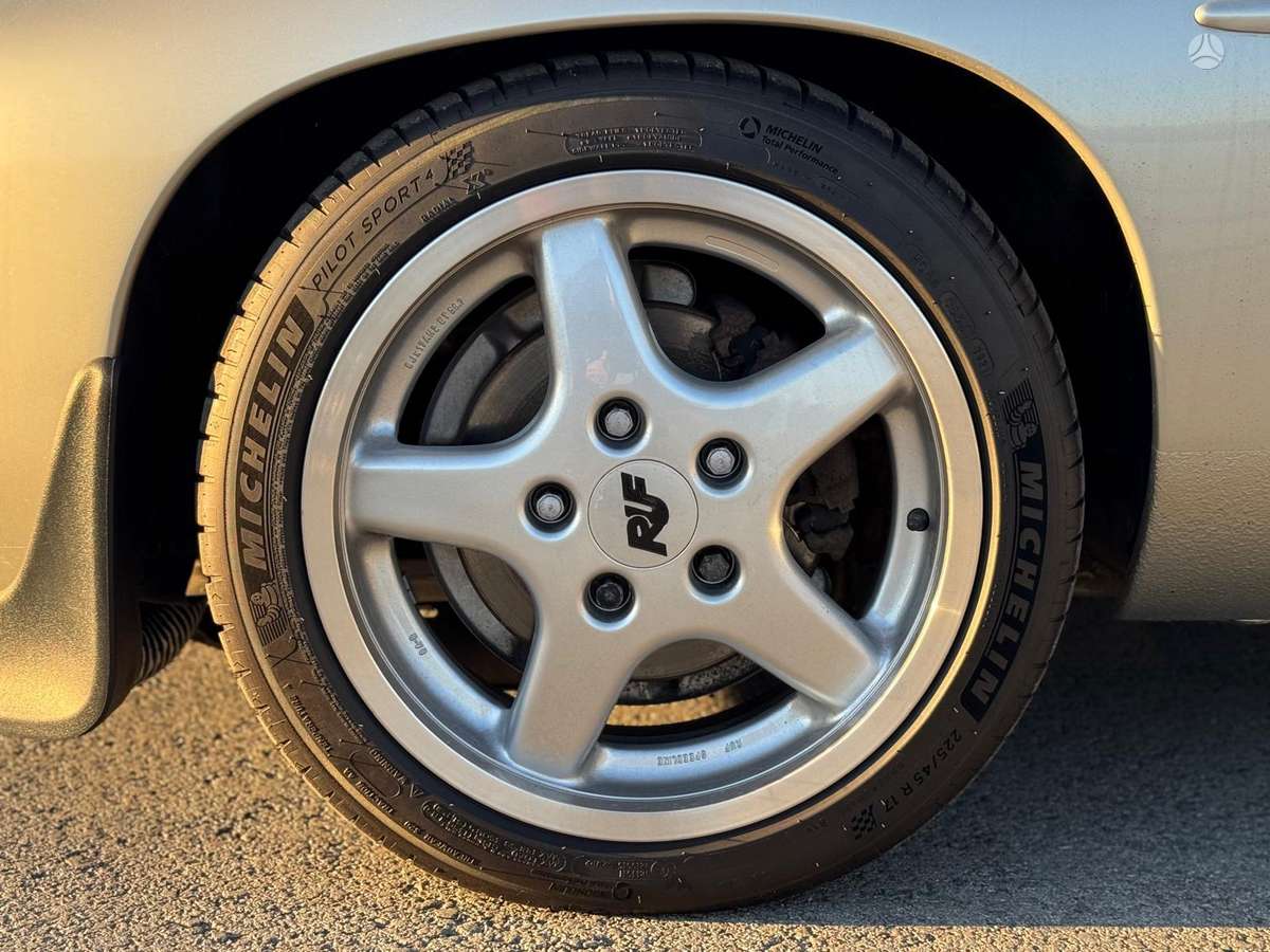 Porsche 928, Купе (coupe)