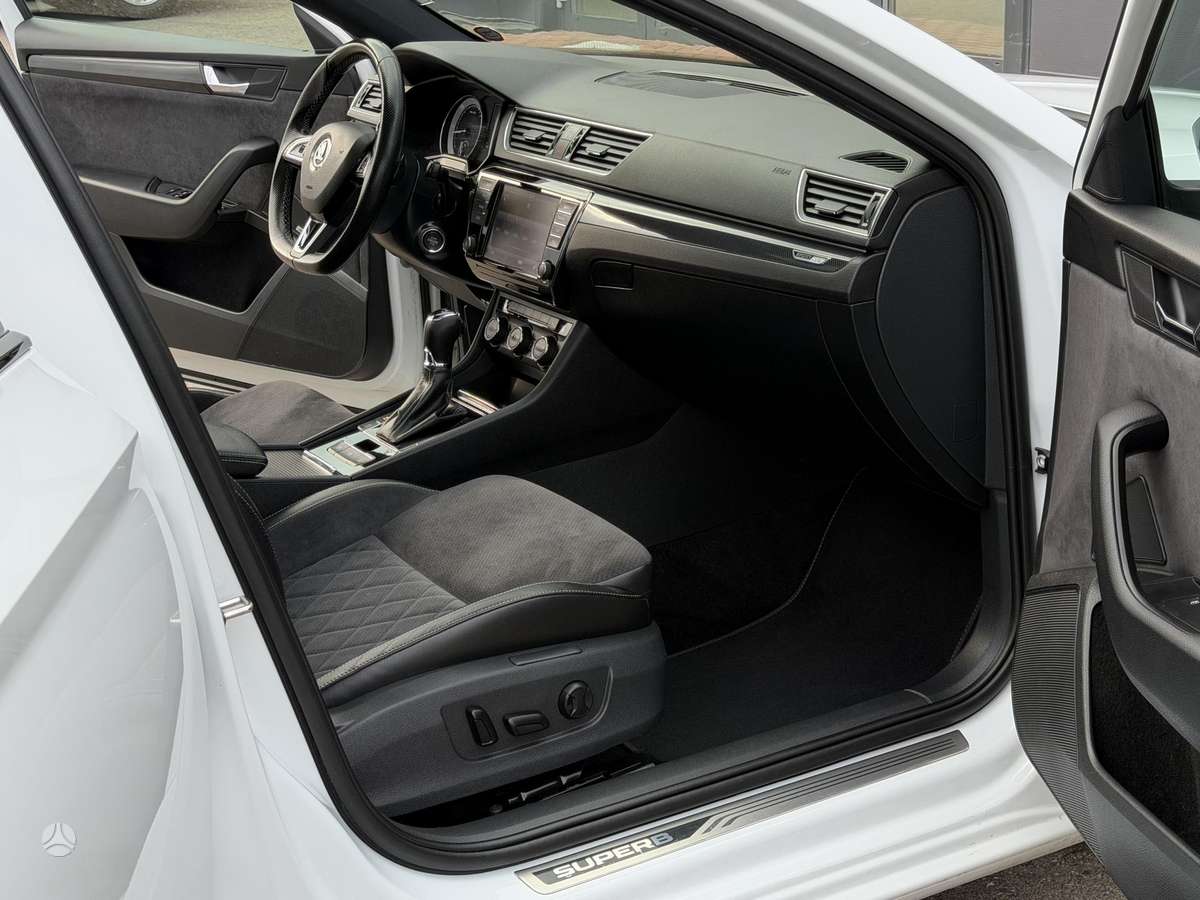Skoda Superb, 2.0 l., Универсал