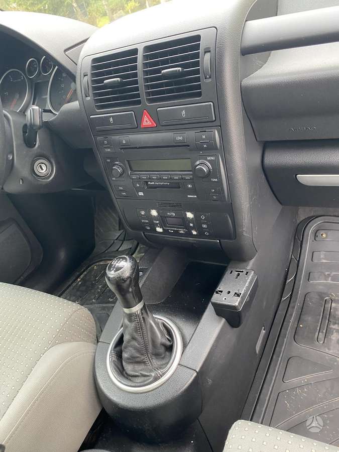 Audi A2, 1.4 l., Хэтчбек