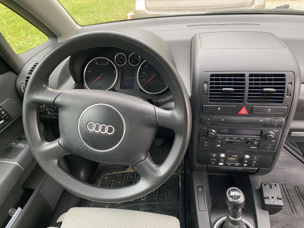 Audi A2, 1.4 l., Хэтчбек