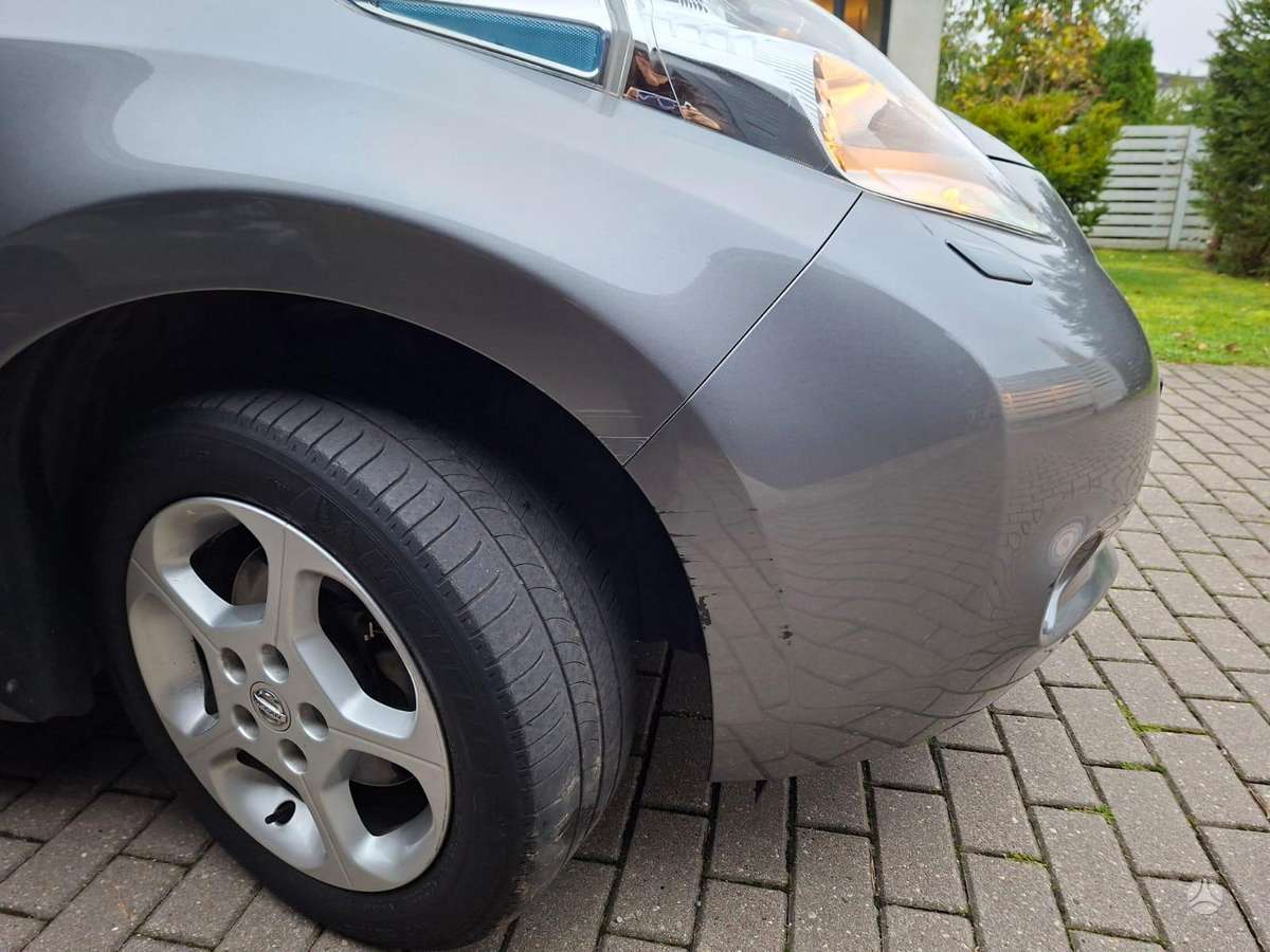 Nissan Leaf, 24 kWh, hatchback