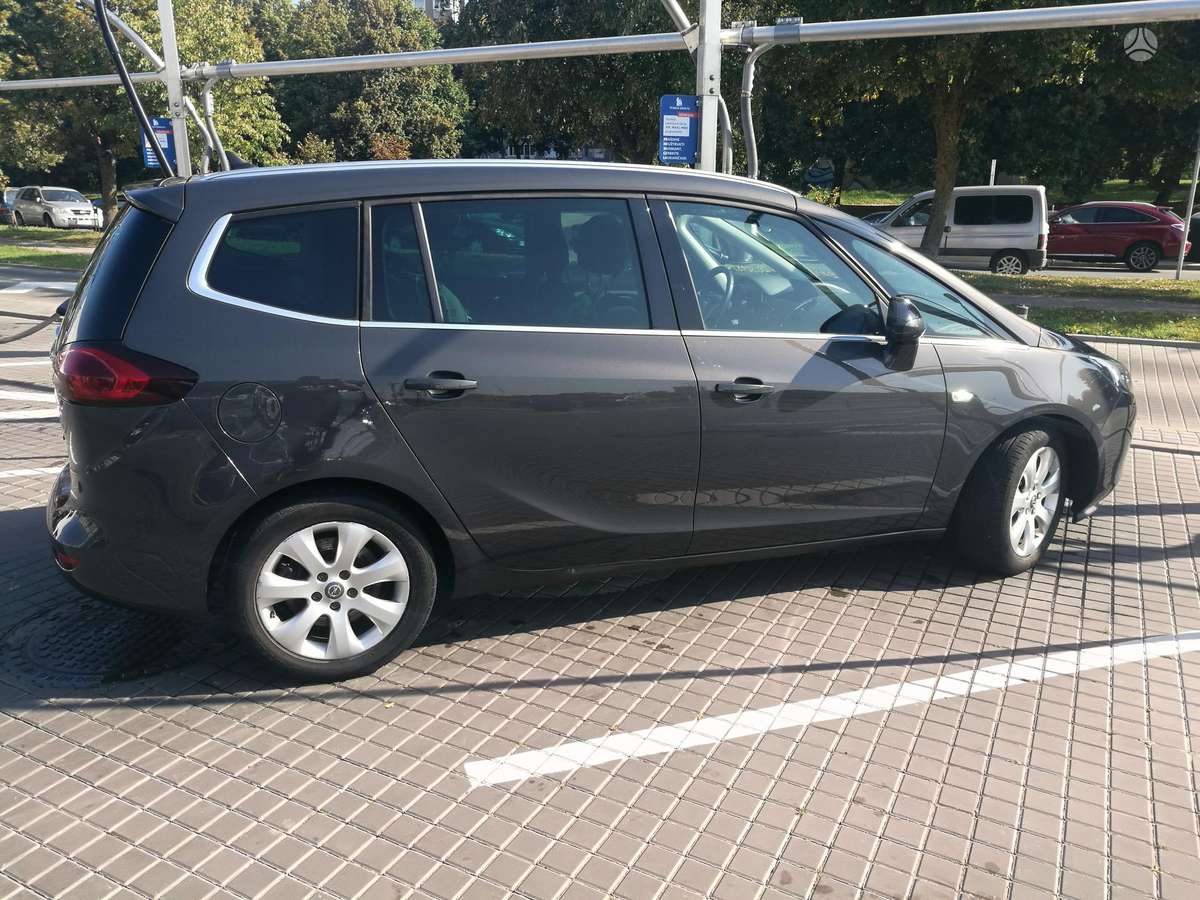 Opel Zafira Tourer
