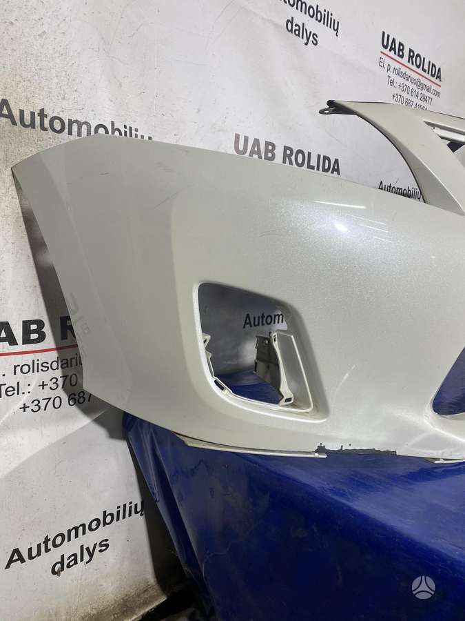 Toyota Auris kėbulo dalys