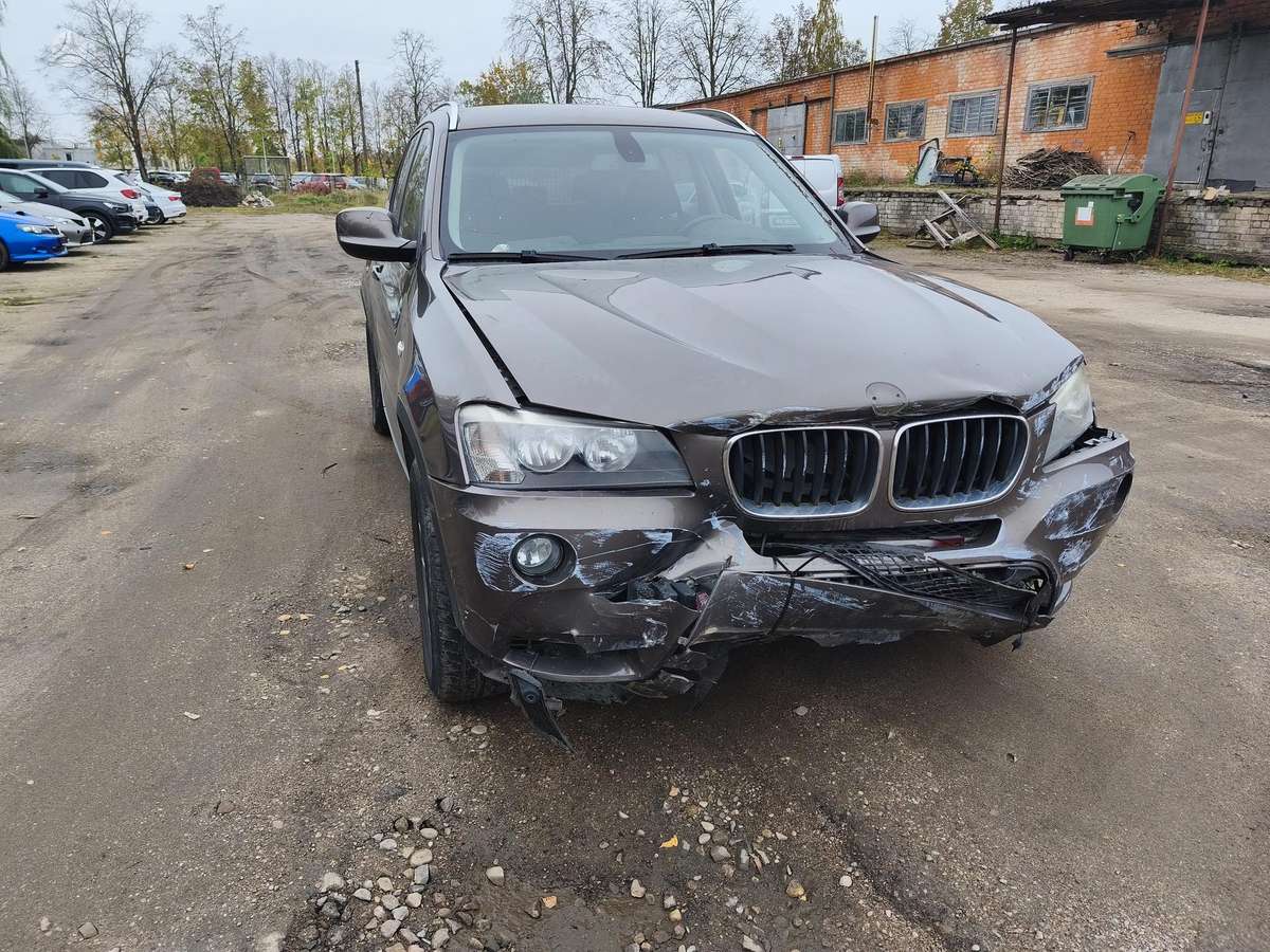 BMW X3 по частям. Kablys elektrinis