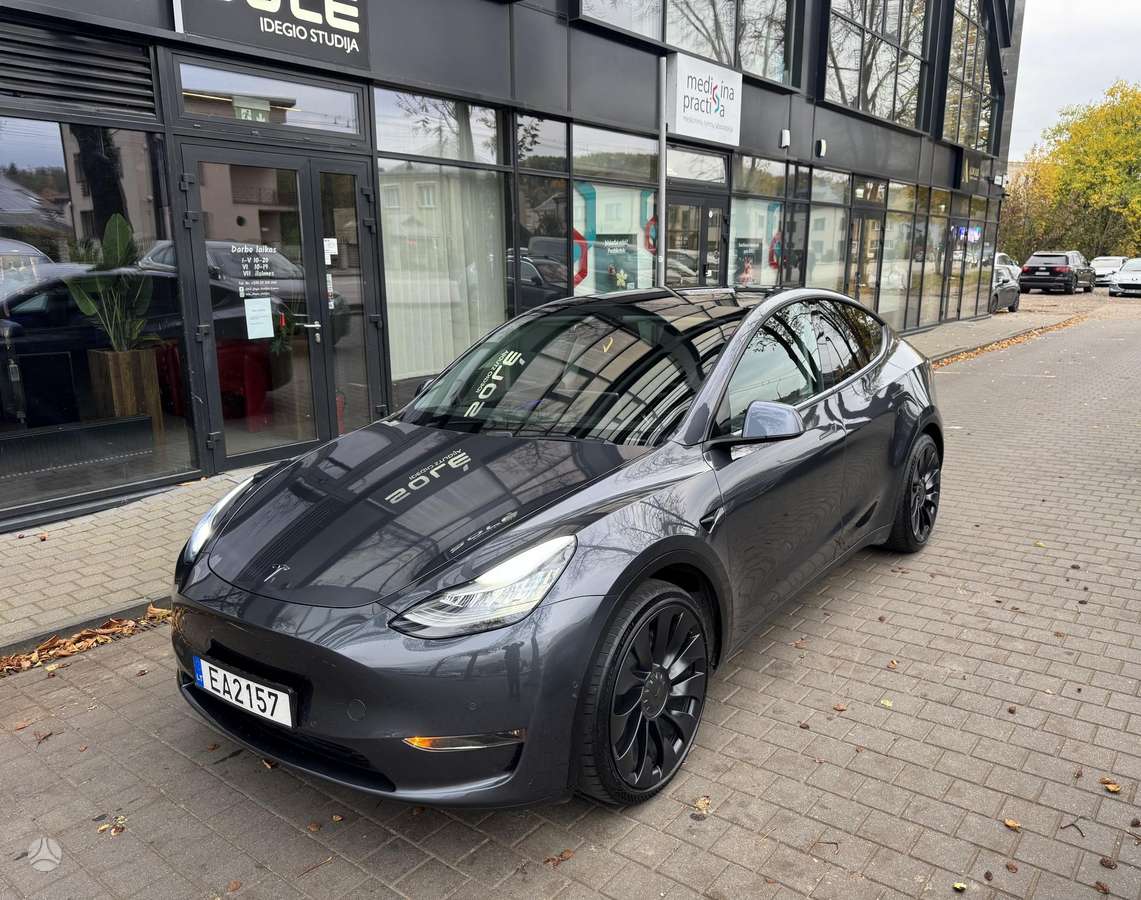 Tesla Model Y