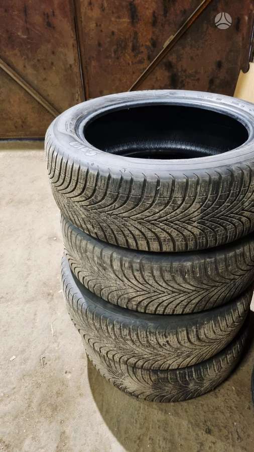 Sava, universalios 215/55 R18