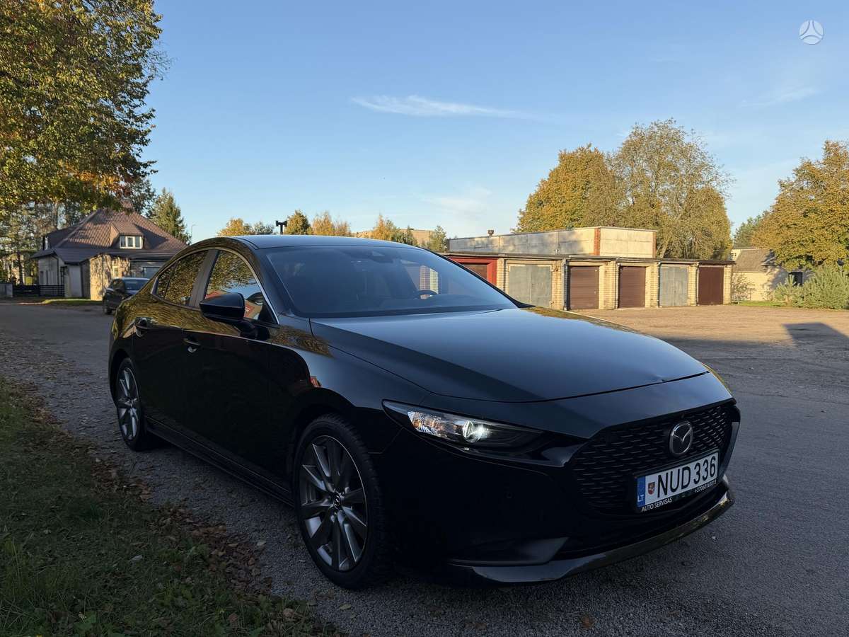 Mazda 3, 2.0 l., Седан