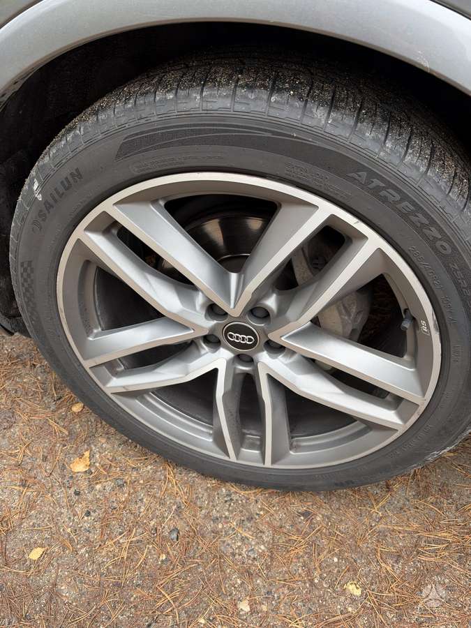 Audi Q7, 3.0 l., Коммерческий