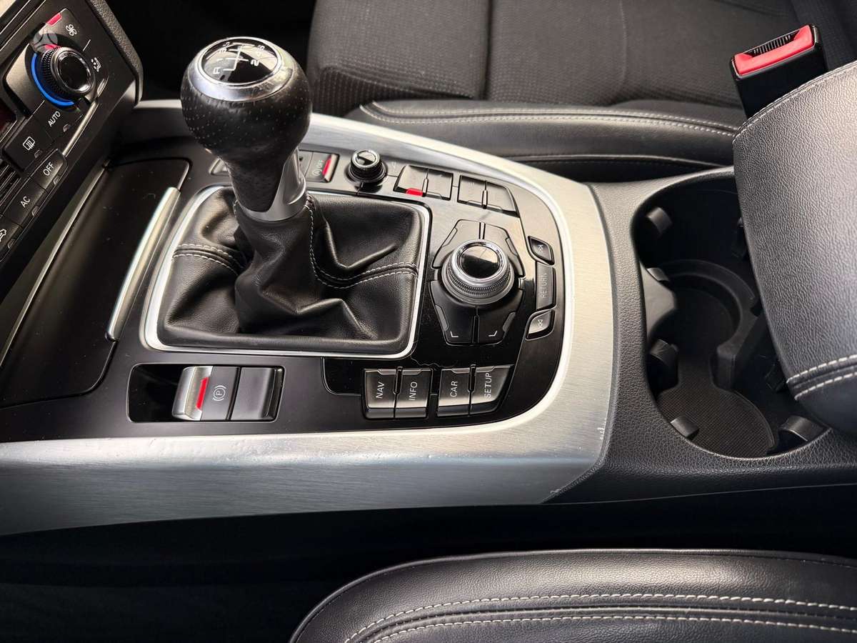 Audi Q5, 2.0 l., Внедорожник / Кроссовер
