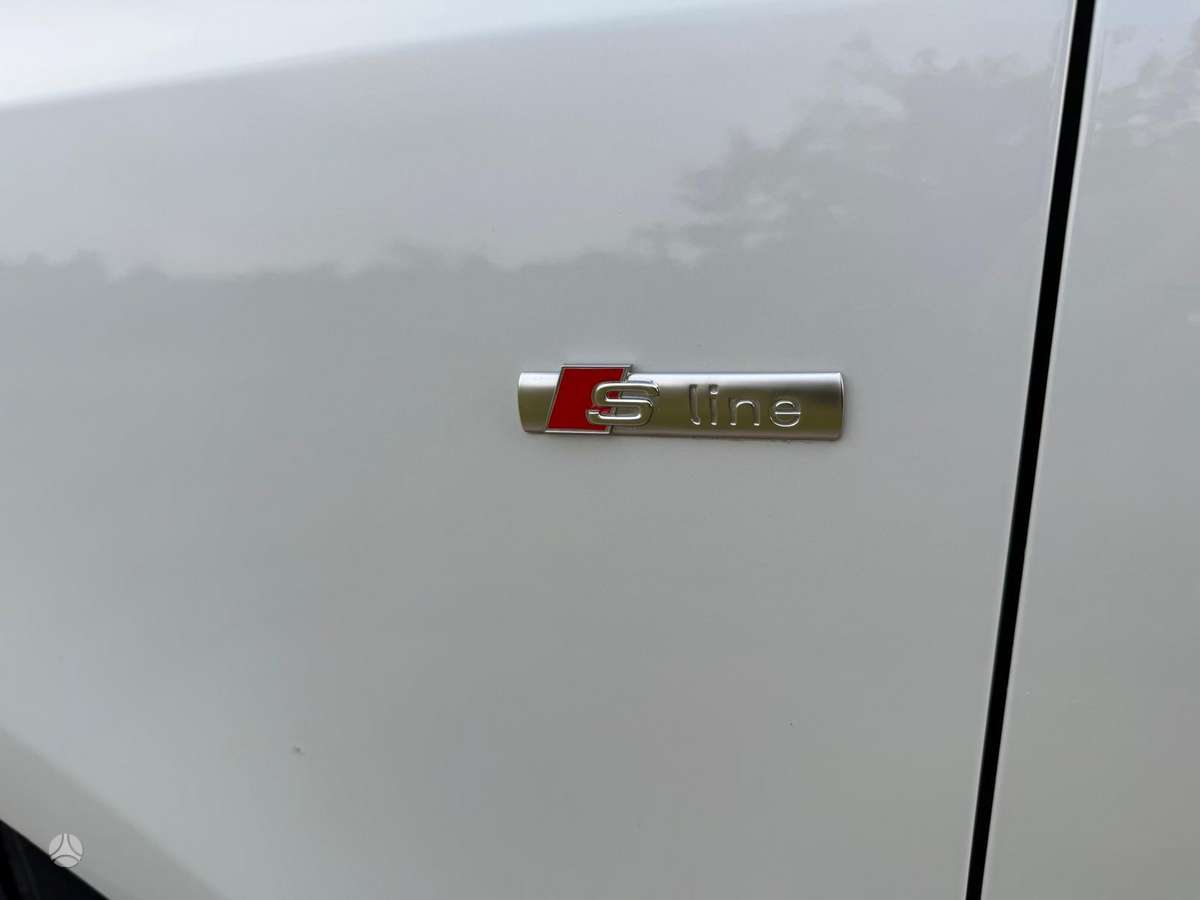 Audi Q5, 2.0 l., Внедорожник / Кроссовер