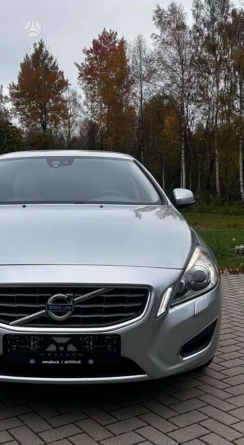 Volvo V60, 2.0 l., Универсал