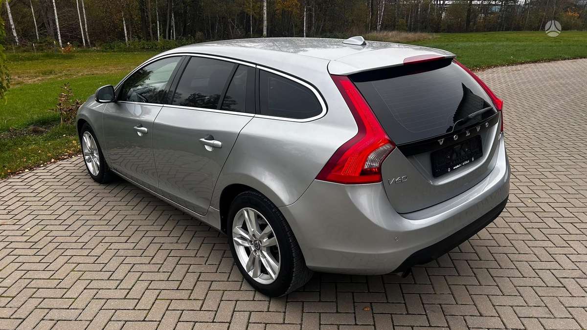 Volvo V60, 2.0 l., Универсал