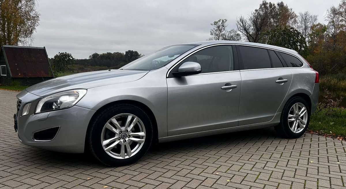 Volvo V60, 2.0 l., Универсал