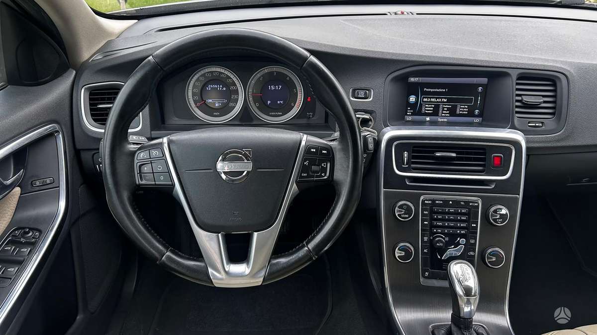 Volvo V60, 2.0 l., Универсал