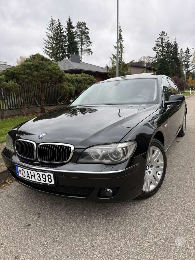 BMW 730