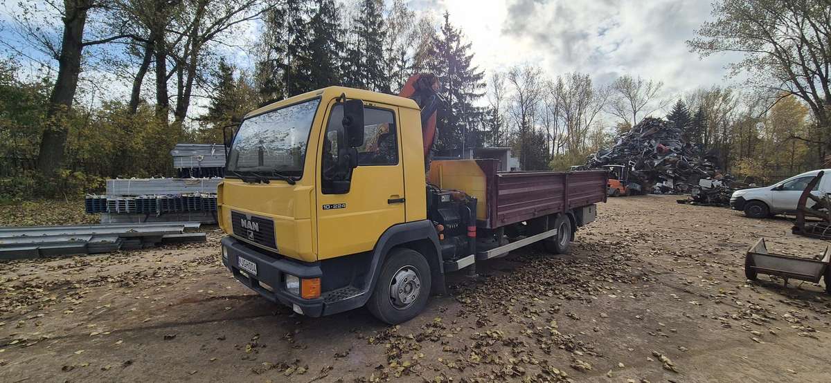 MAN 2000 A1 30 9175104, crane trucks