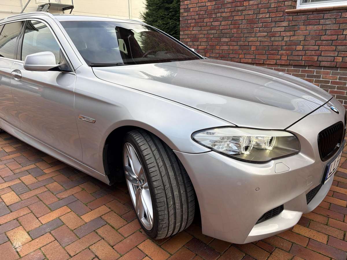 BMW 525, 3.0 l., Универсал