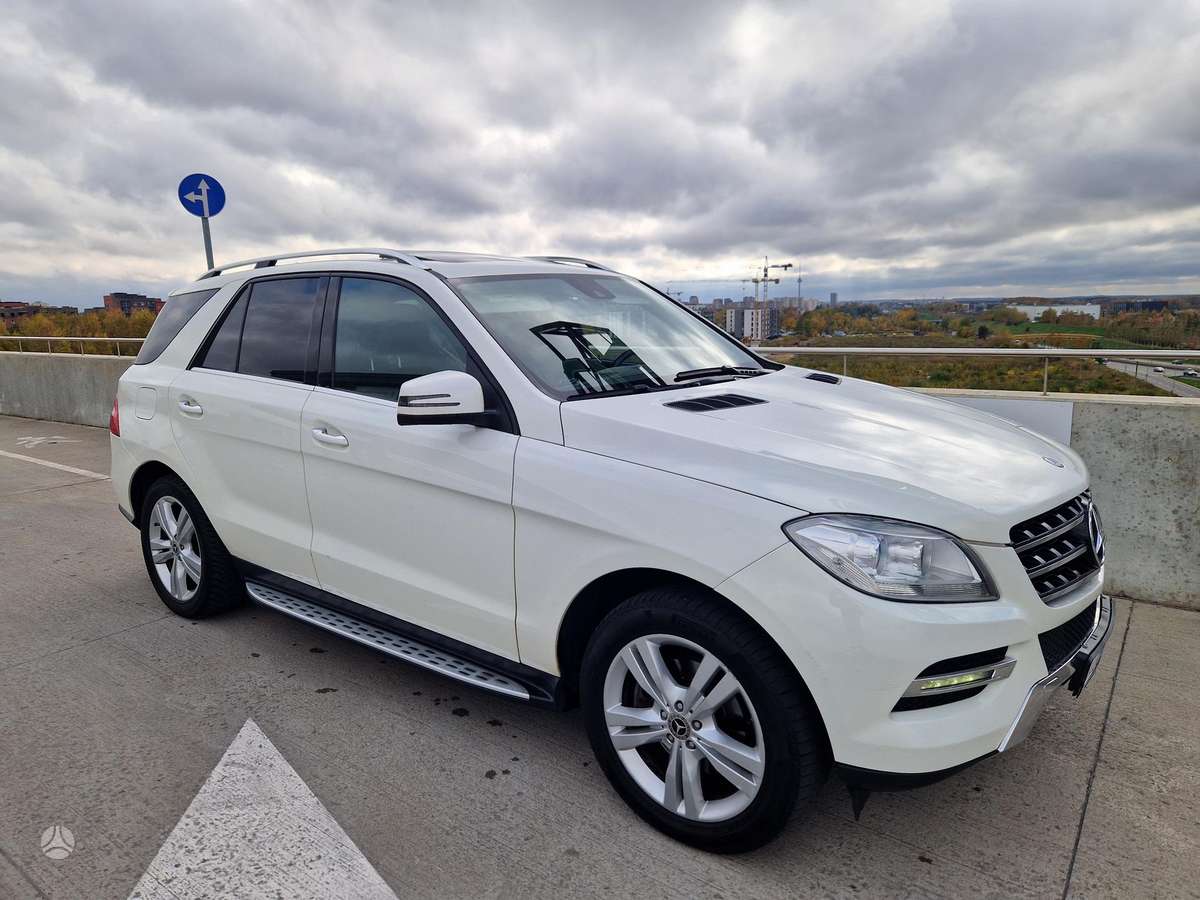 Mercedes-Benz ML350