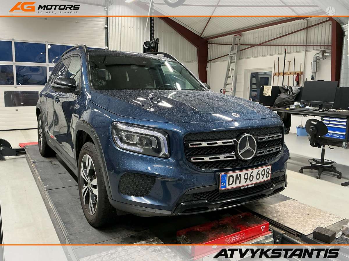 Mercedes-Benz GLB200