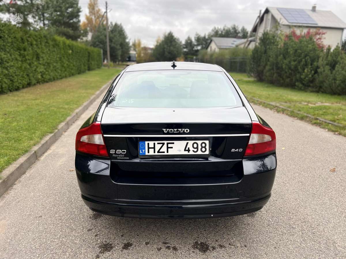 Volvo S80, 2.4 l., Седан
