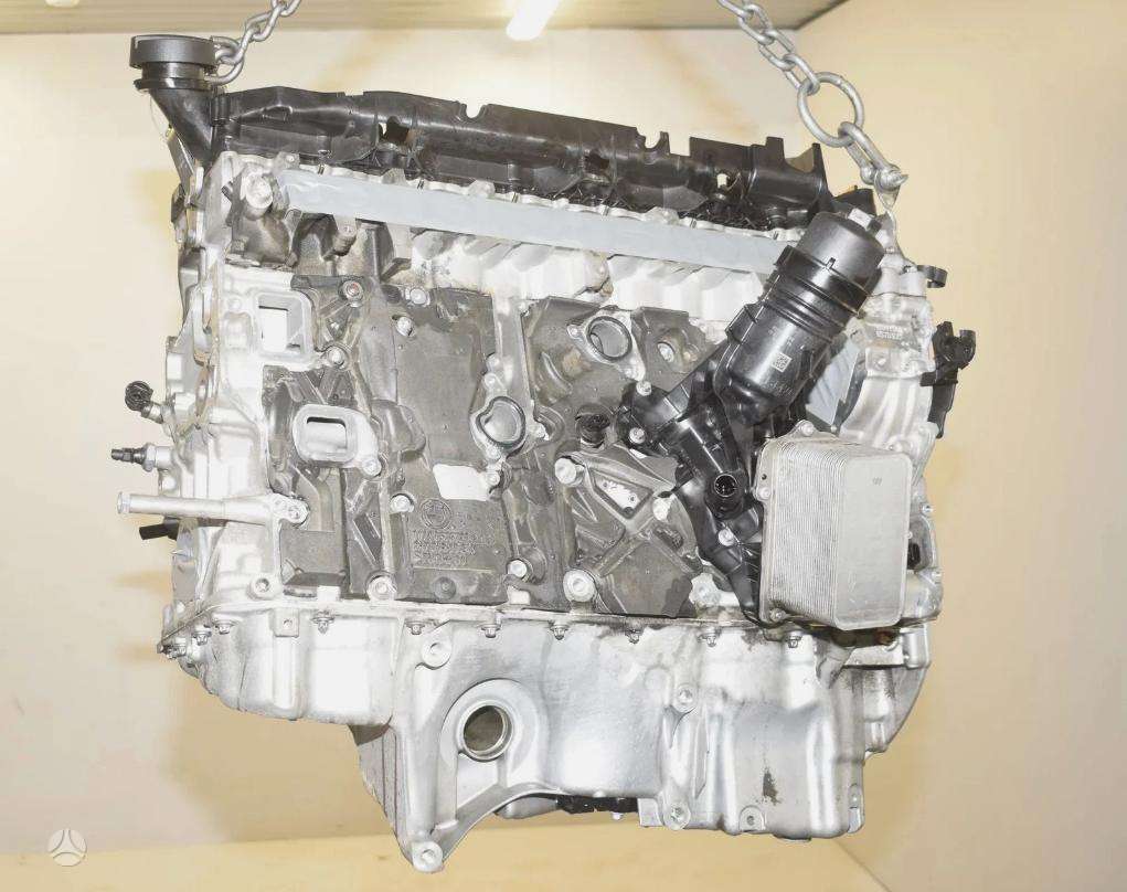 BMW 750 engine
