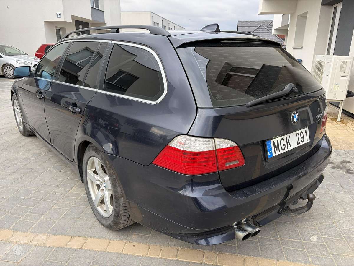 BMW 523, 2.5 l., Универсал