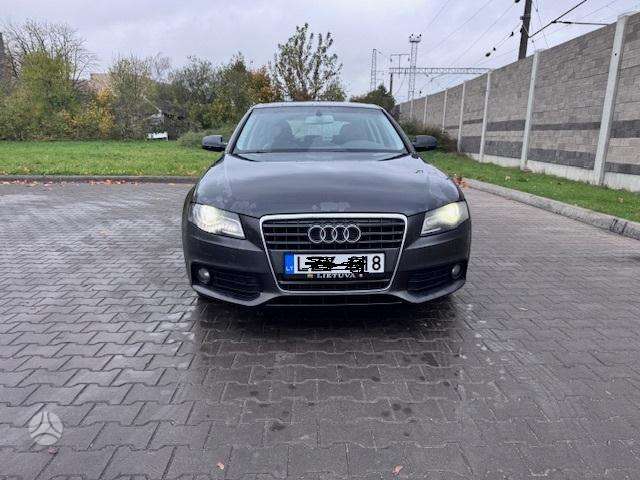 Audi A4, 2.0 l., Седан